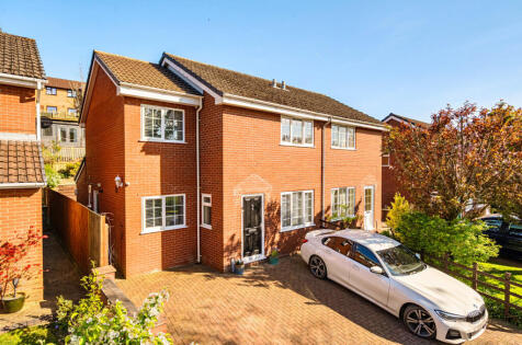 Sycamore Drive, Newtown, Powys, SY16