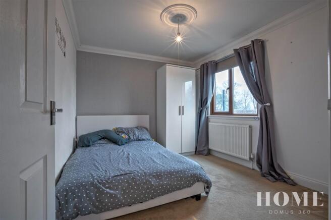 Fourth bedroom