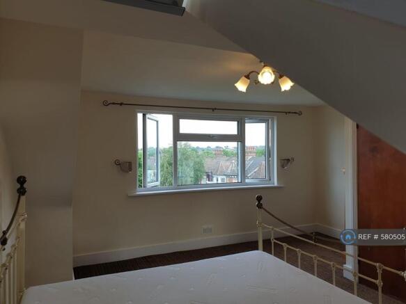 Large Bedroom Nr 2