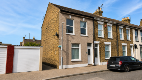 Fonblanque Road, Sheerness, ME12 2NY