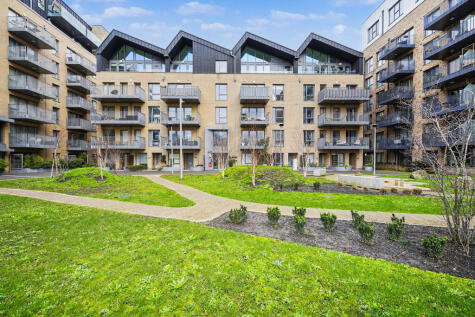 Vallans Court, Bow E3