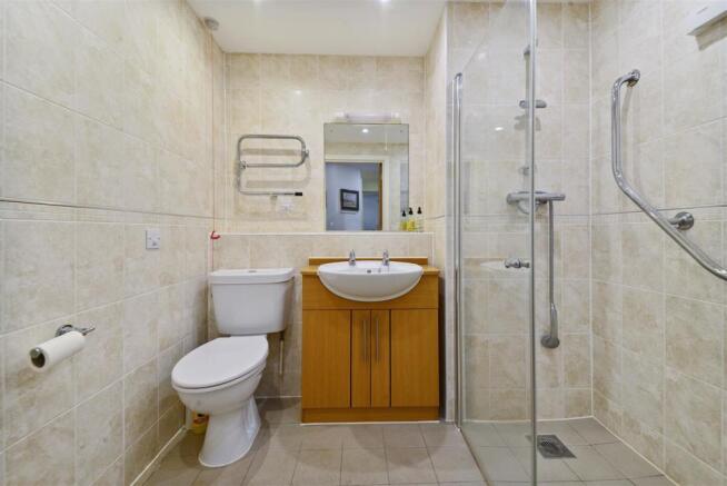 Shower Room.jpg