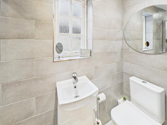 2 bed Cottage for sale Image 7