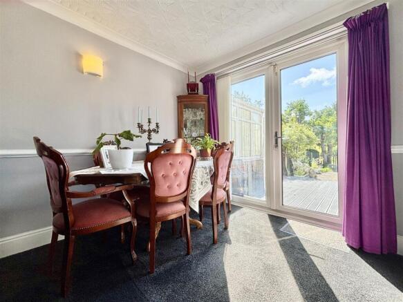 3 bed Semi-Detached for sale Image 9
