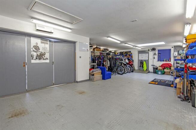 Garage-3.