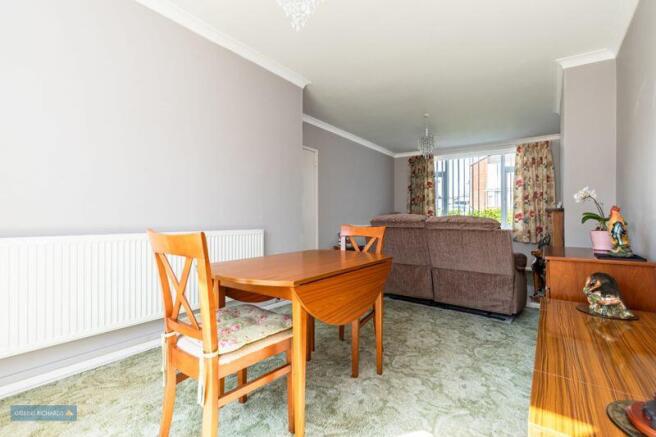 Sitting/Dining Room