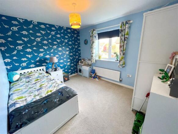 BEDROOM 3.jpg