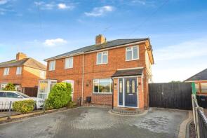 29, Boughton Avenue, Worcester WR2 5EH