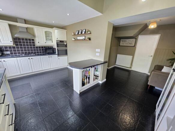 Kitchen/Breakfast/Family Room