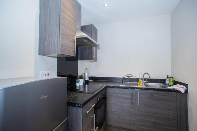 1 bed Flat for sale Image 6