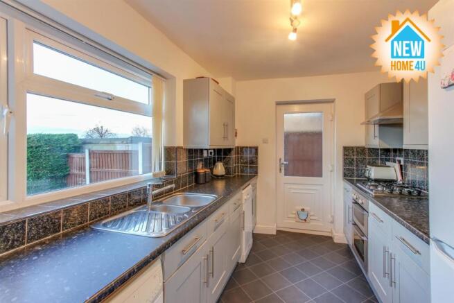 KITCHEN: