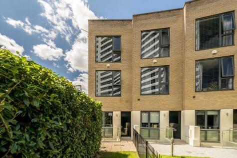 Gunnersbury Mews, Chiswick