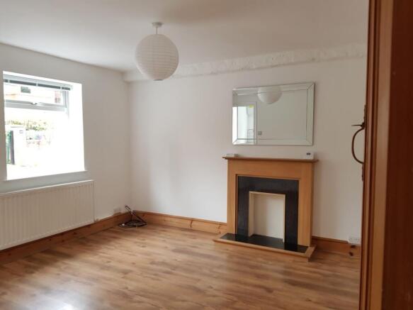 2 bed Detached to rent Image 5