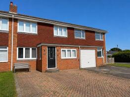 30, Larch Close, Lymington SO41 0GX