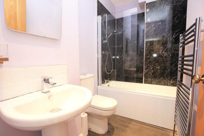 2 bed Terraced for sale Image 7
