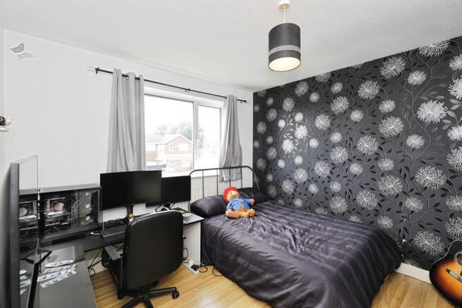 3 bed Detached for sale Image 11