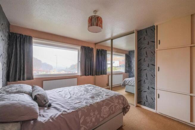 3 bed Semi-Detached for sale Image 7