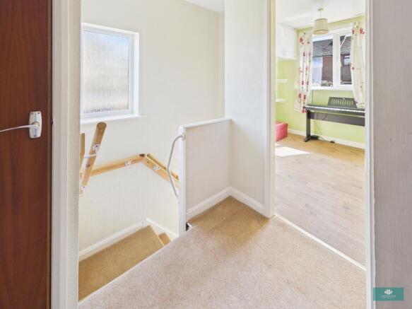 3 bed Semi-Detached for sale Image 8