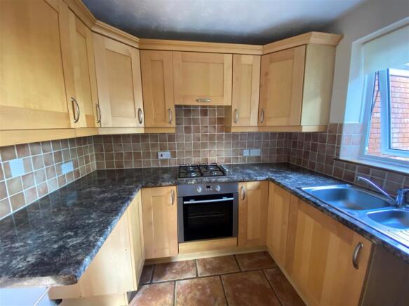 14 belvoir kitchen.jpg
