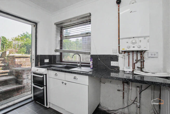 Cromer Road, Stoke-On-Trent photo 4