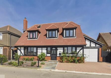 Abbotts Court Road, Hoo, Rochester, ME3 9LJ