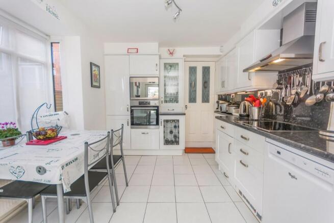 Kitchen/breakfast ro