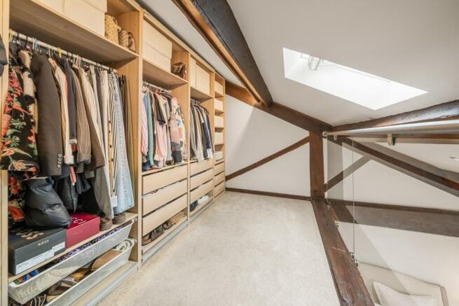 4 bed Barn Conversion for sale Image 11