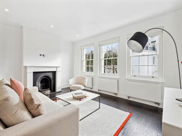 Flat 10, 38 Holland
