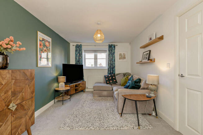 3 bed Town House for sale Image 4