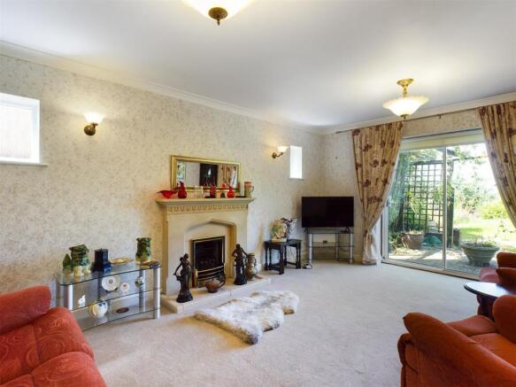 Living room.jpg