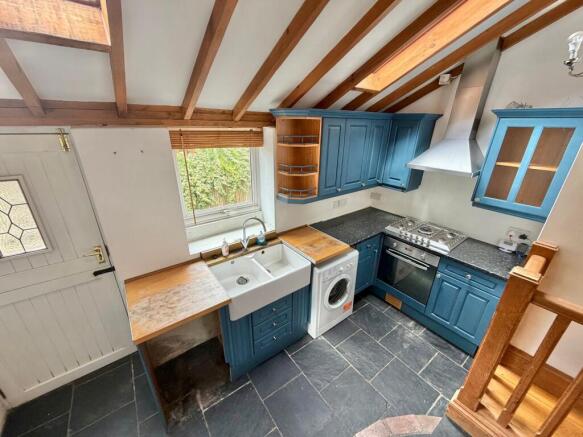 Barewell Road, Torquay, TQ1 photo 2