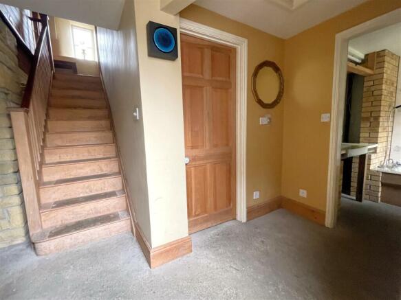 INITIAL ENTRANCE HALL