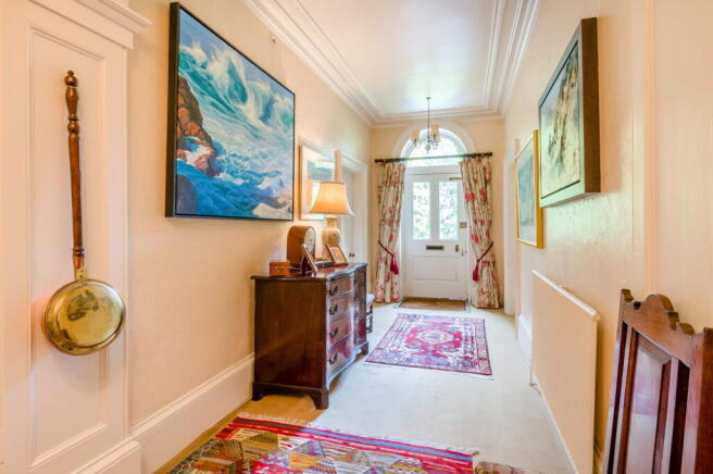 6 bed Detached for sale Image 5