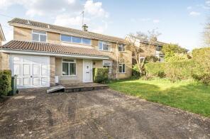 8, Brue Close, Bruton BA10 0HY