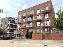 Flat 8, 2 Mainstay Court, Dalgin Place, Campbell Park, Milton Keynes MK9 4BB