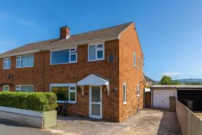 39, Woodlands Avenue, Brecon LD3 0AT