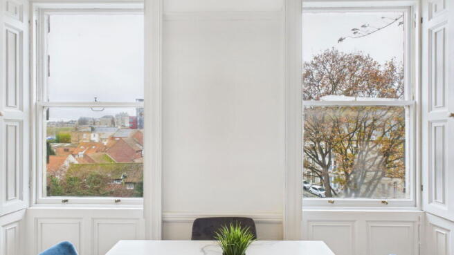 2 bed Flat for sale Image 10