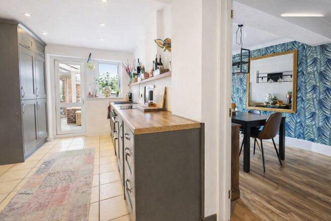 Kitchen & Dining Room