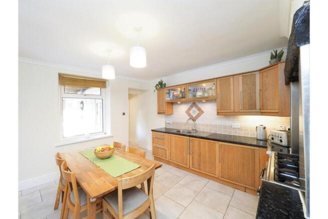 Kitchen/Dining Room
