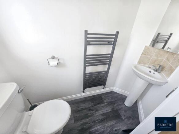 3 bed Terraced for sale Image 8