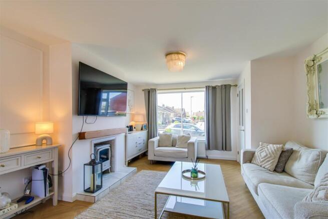 3 bed Terraced for sale Image 5