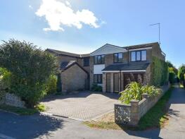 47, Buttmead, Northampton NN7 3DQ