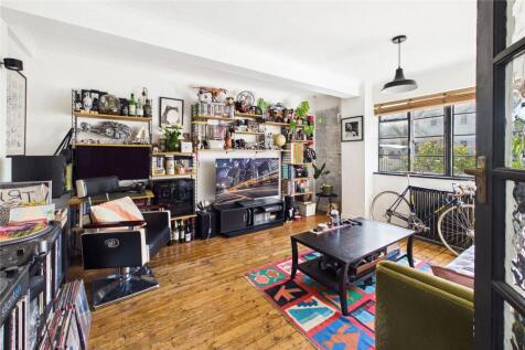 Corner Fielde, Streatham Hill, London, SW2