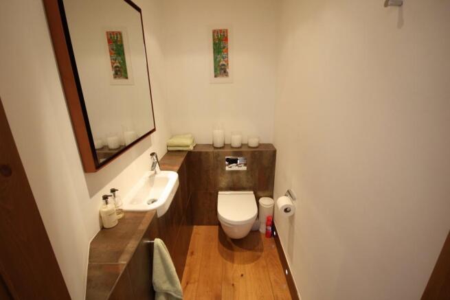 Cloakroom/WC