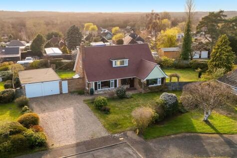 Parkland Close, Horning, Norwich