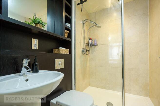 2 bed Apartment for sale Image 10