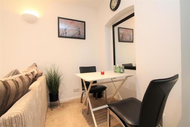Dining Room.JPG