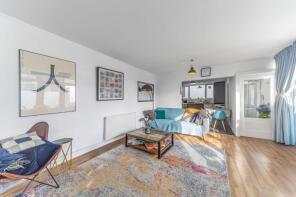 16, Virginia Walk, London SW2 2BX