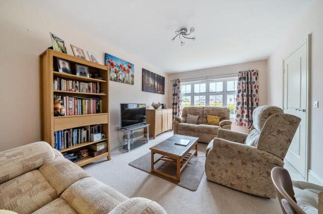 1315796-13-6863f2...