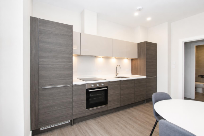 1 bed Flat to rent Image 2